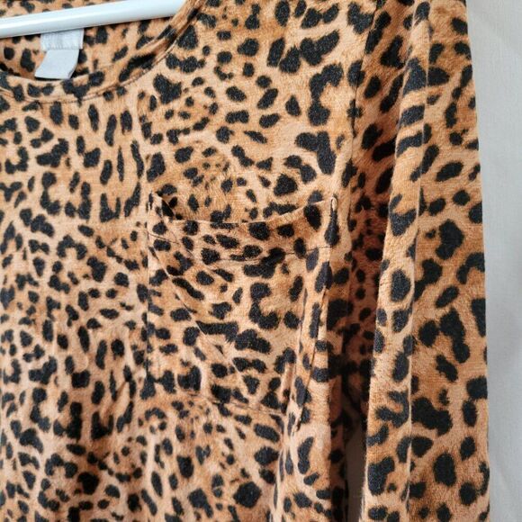 Chico's Large Animal Print Pullover Top front pocket hi-low hem 3/4 sleeves EUC - Picture 3 of 10